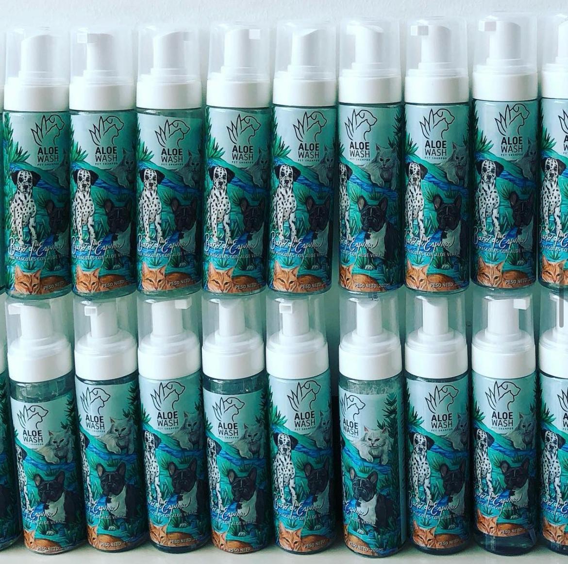 Shampoo en Seco para Mascotas <Espuma con Aloe Vera e Ingredientes Naturales>